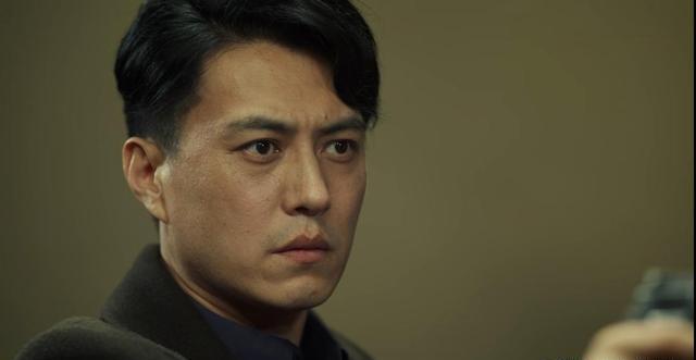 演員靳東是哪一年出生的?深度解析靳東的演藝生涯與年齡印記