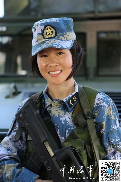 咖啡館奇遇:解碼中國人民解放軍儀仗隊(duì)女兵張雅茹退伍的幕后故事與社會啟示