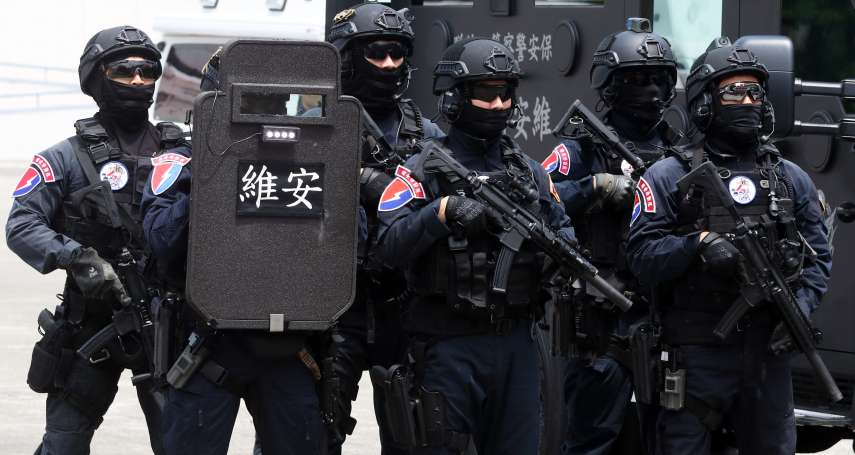 街角咖啡館里的思辨:中國人民武裝警察部隊特種警察學院出來是公務人員嗎?