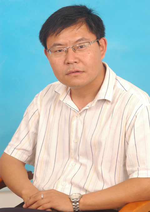 數字迷局：探尋壽伯陳龍個人資料的時代印記